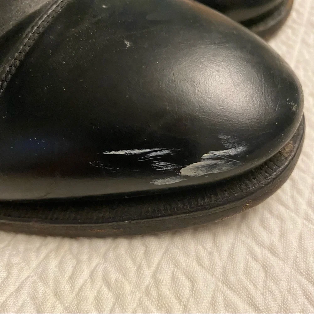 JOHNSTON & MURPHY Classic Black Captoe Oxfords